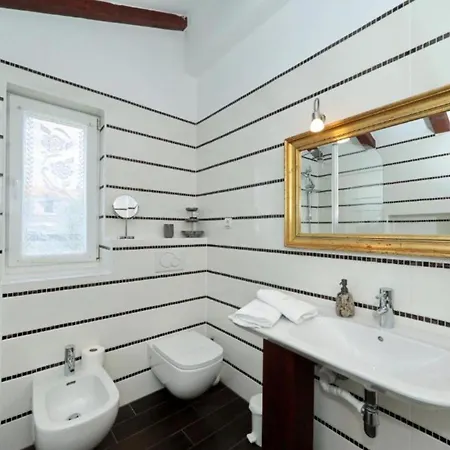 Mirta Tatil Evi Murter