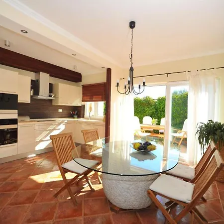 Mirta Ferienhaus